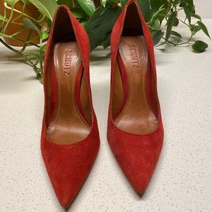 Schutz suede pumps